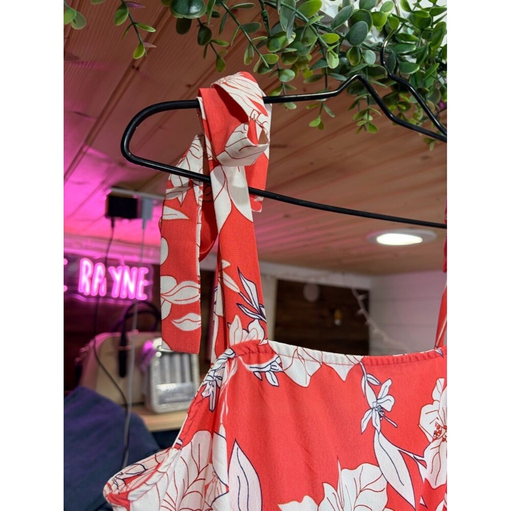 Floral pink and White Maxi Dress - Picture 5 of 13